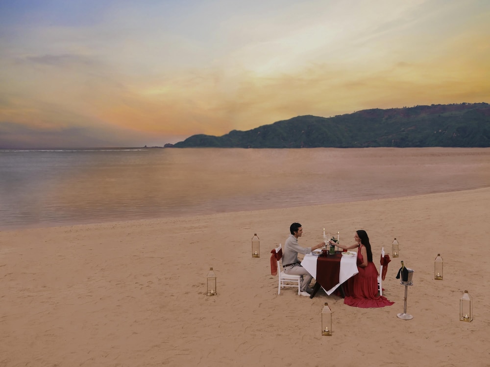 Pullman Lombok Merujani Mandalika Beach Resort 45/48