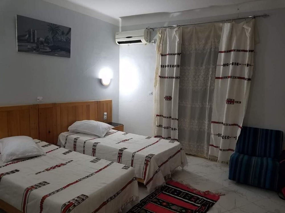 Hotel Louss El Oued 4/23
