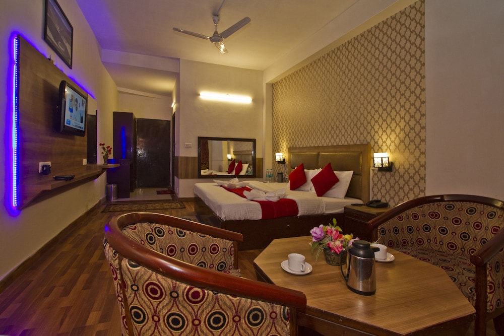 Hotel Sitara International 20/38