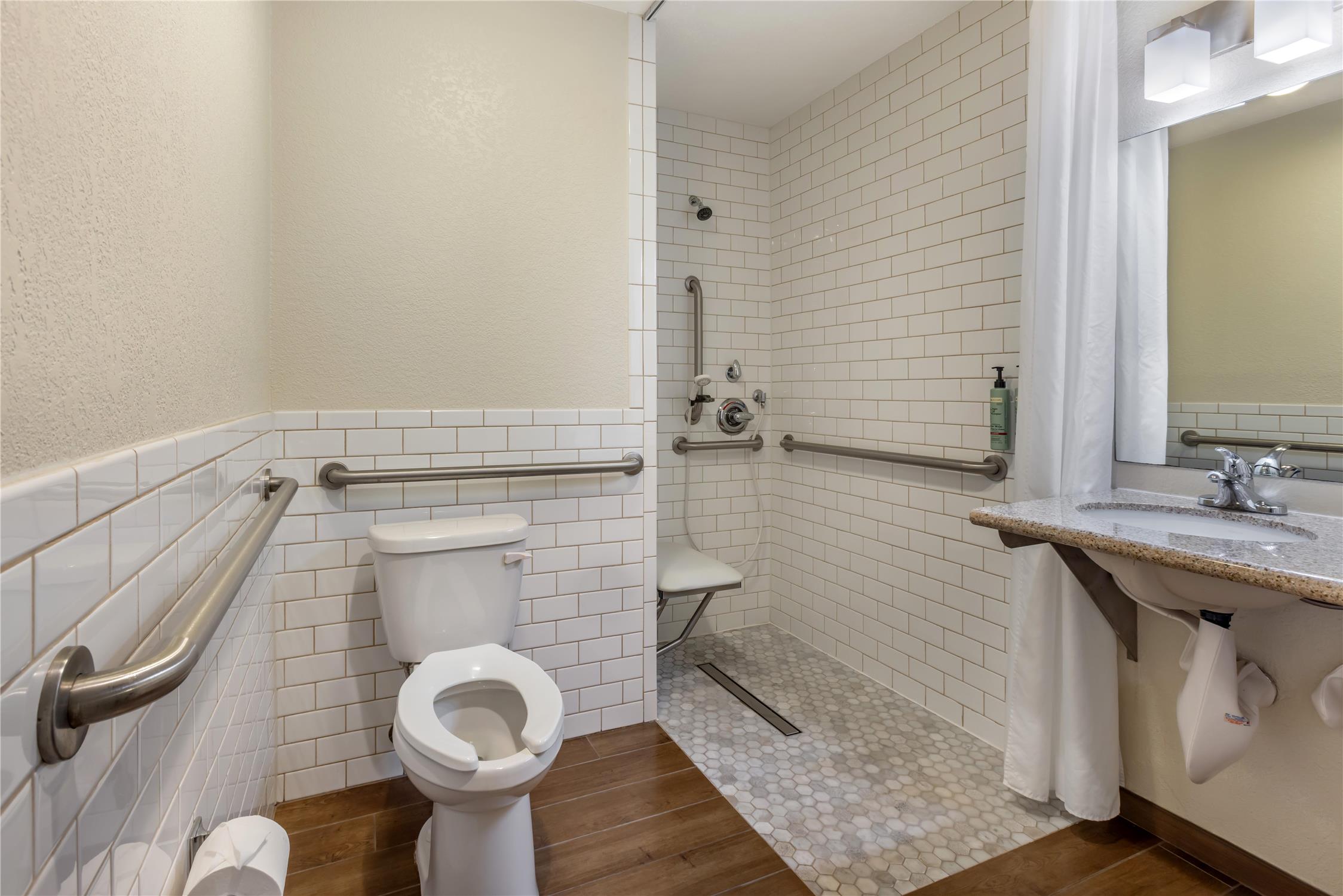 غرفة بسرير كينج لذوي الإعاقة، Best Western Town & Country Lodge 6/7