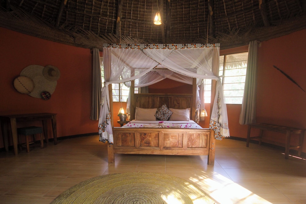Africa Safari Camp 15/50
