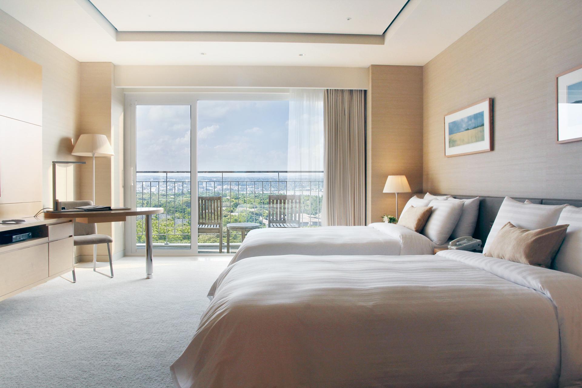 Superior, Twin Beds, Village View