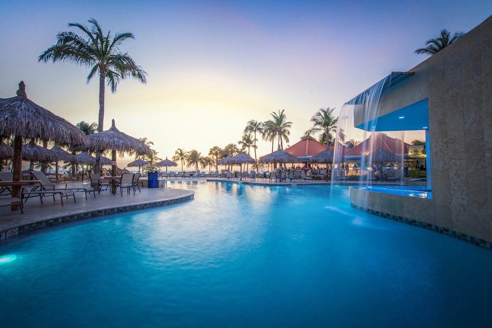 Playa Linda Beach Resort 48/49