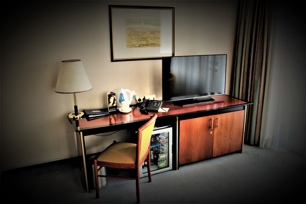 Rahat Palace Hotel 68/75