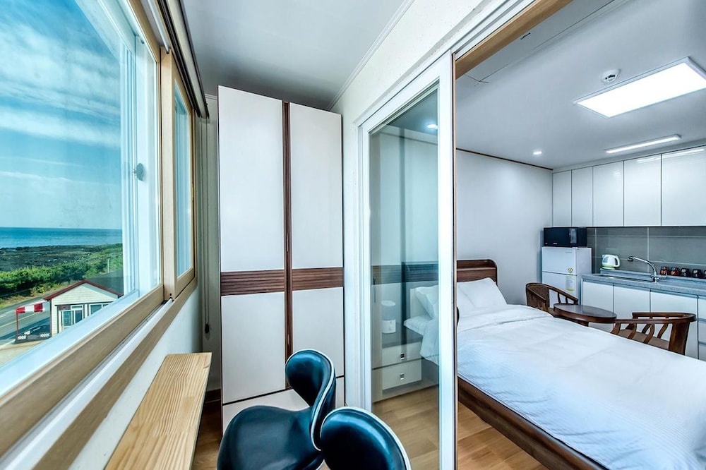 Seogwipo Gaetkkeusi Pension 10/21