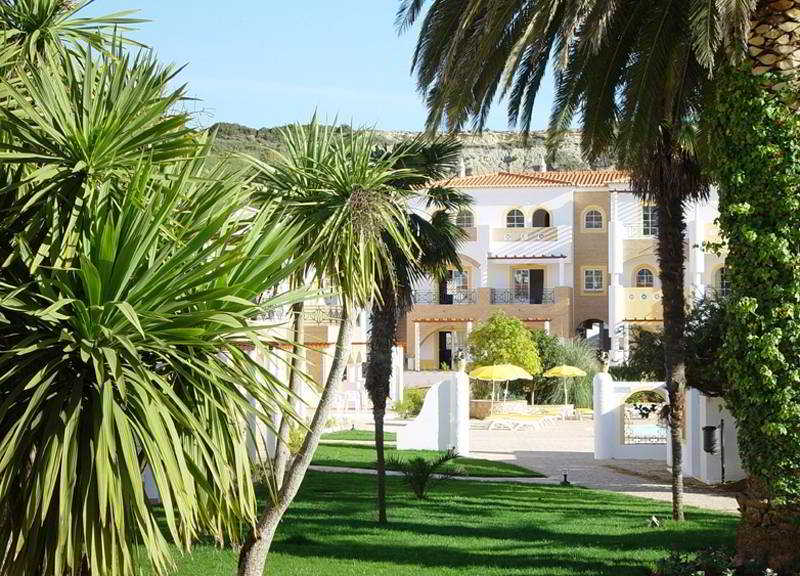 Luz Bay Hotel 30/37