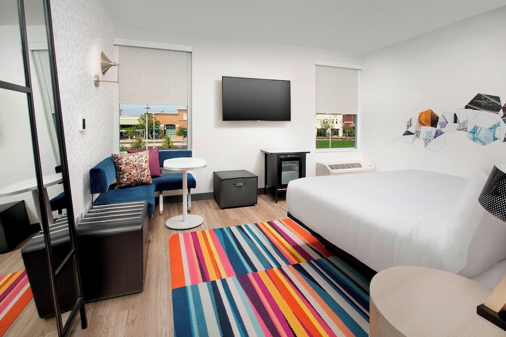Aloft Omaha West 31/50
