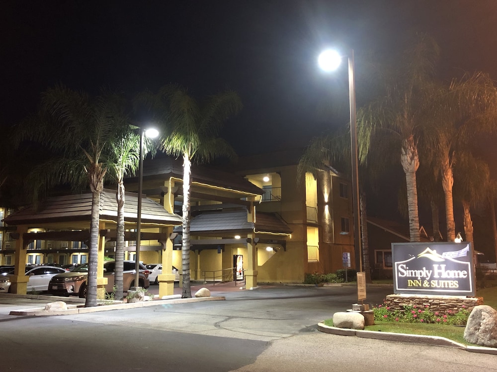 Simply Home Inn Suites 12/46