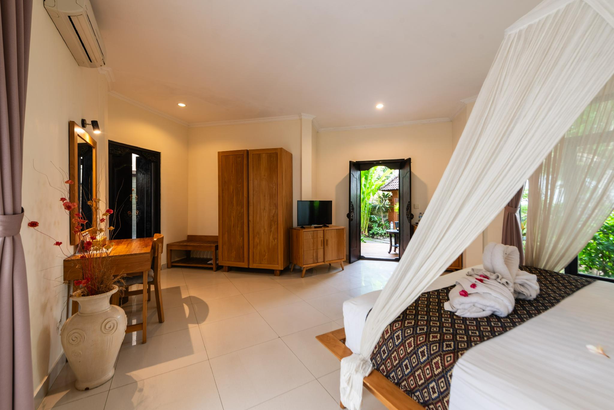 1 Bedroom, Garden Villa, Deluxe, Double Bed, Bali Ayu Hotel And Villas 2/2