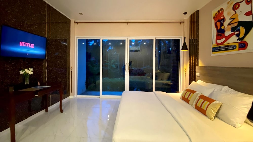 Koh Kood Bed's 24/65