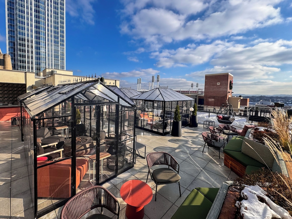 Moxy Cincinnati Downtown 45/50