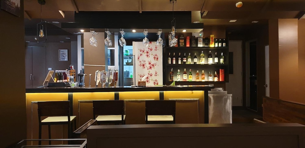 Vinary Hotel Bangkok 20/30