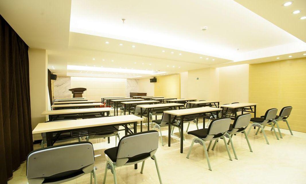 City Comfort Inn Wuhan Xudong 16/24