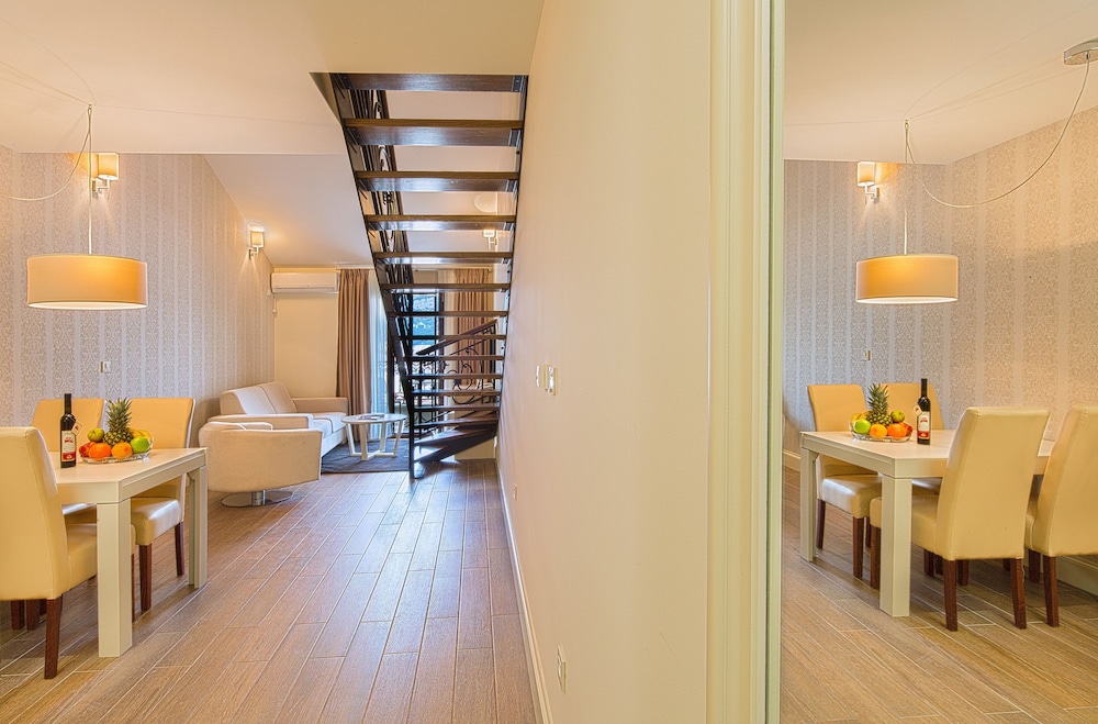 Aparthotel Aria 52/64