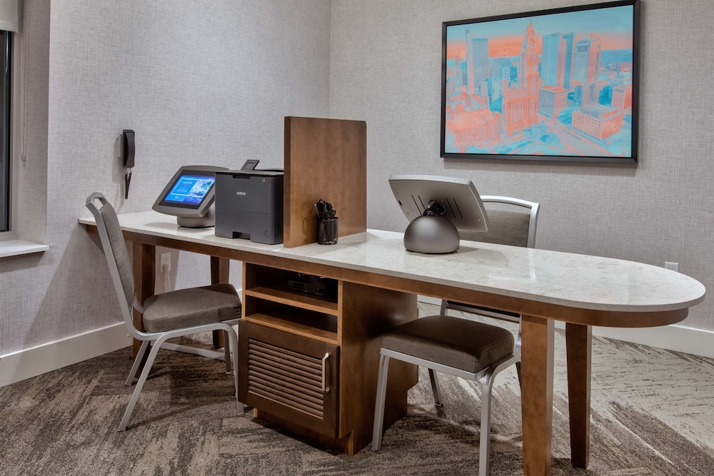 Homewood Suites by Hilton Columbus/Easton, OH 35/41