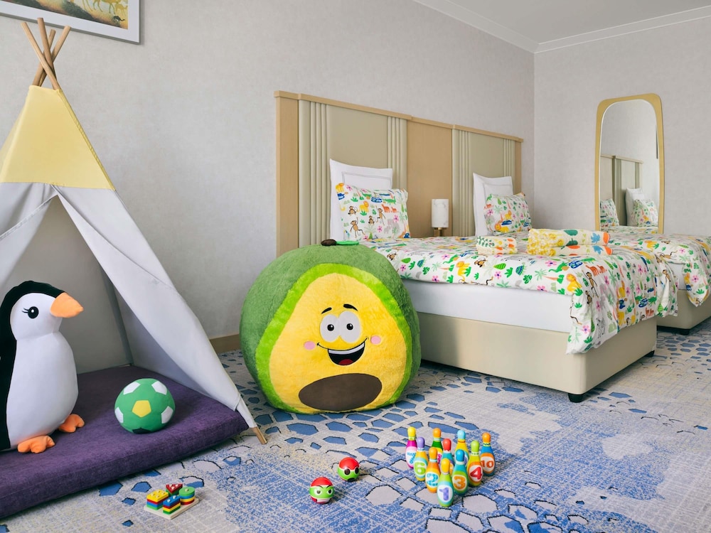 Swissotel Al Murooj Dubai 73/82