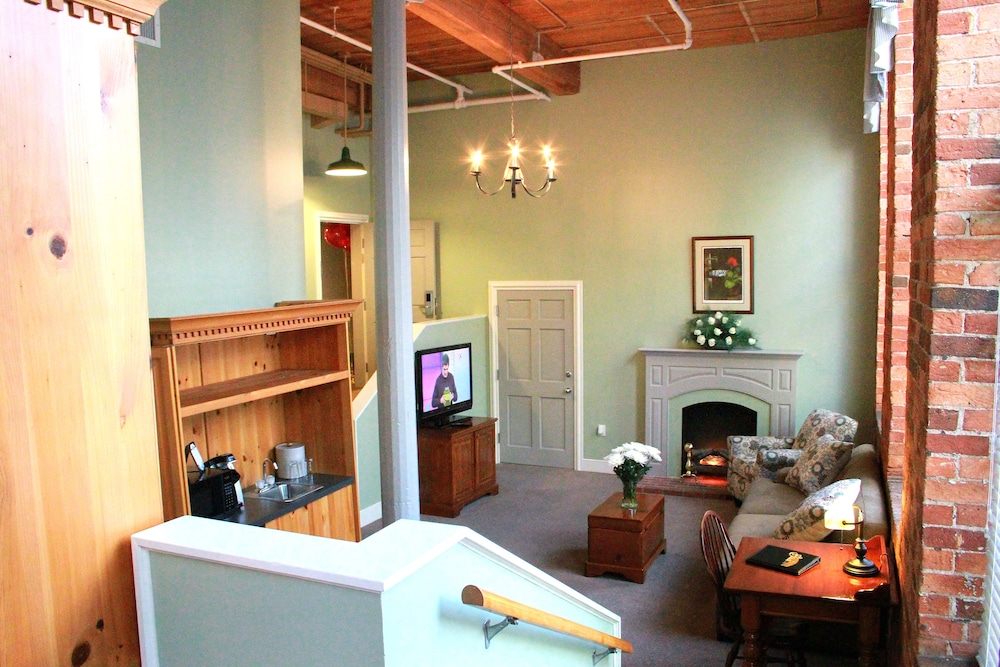 The Historic Brookstown Inn, Trademark Collection by Wyndham 52/72