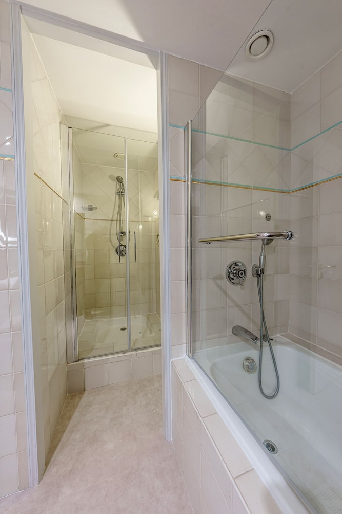 Best Western Plus Le Picardy Hotel & Spa 59/60