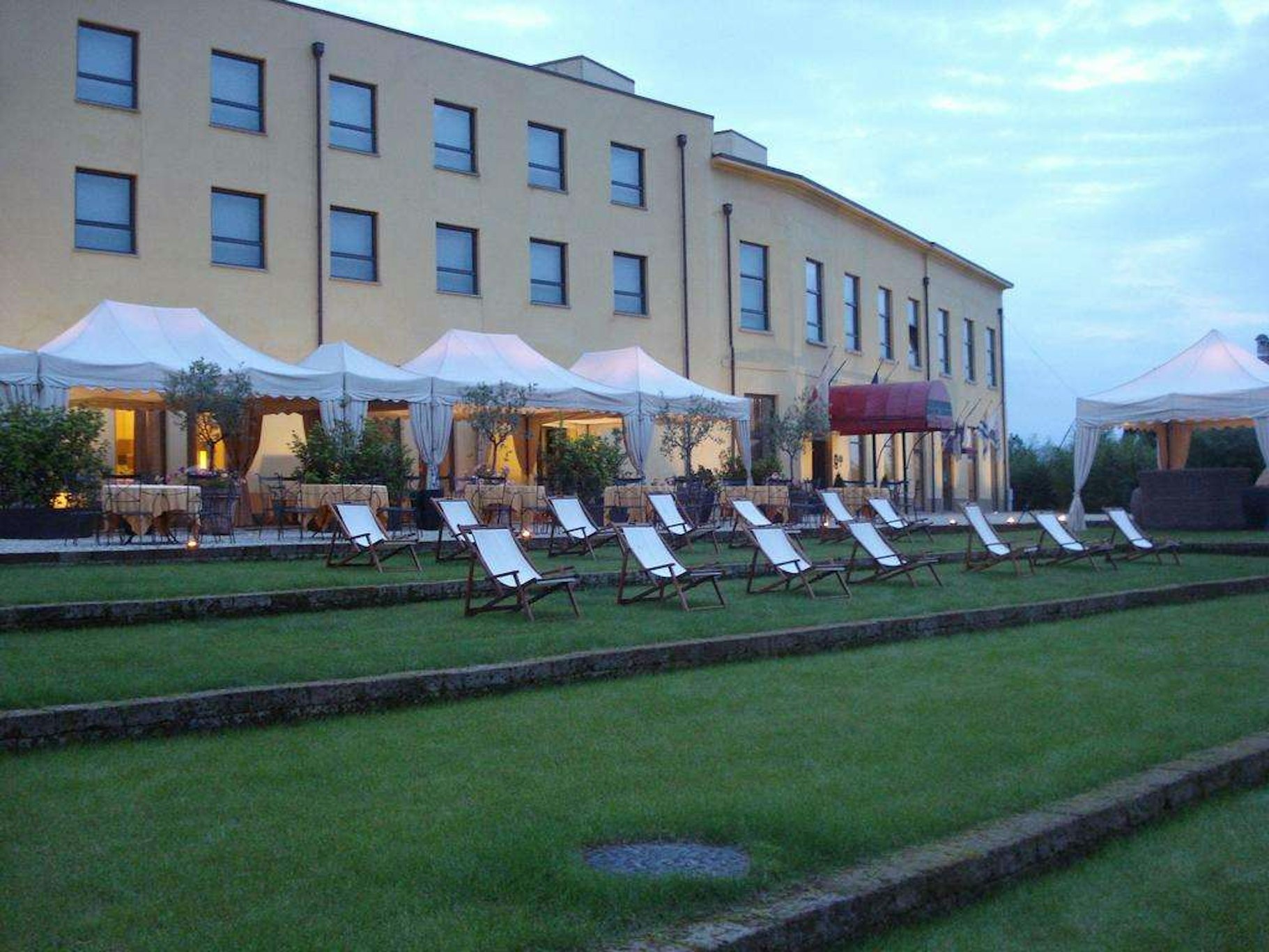 Hotel Barrage 34/42