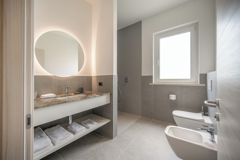 Hotel Laguna San Zeno 48/50