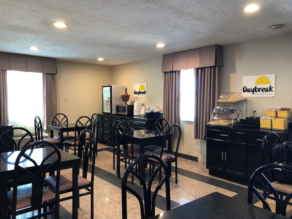 Days Inn by Wyndham Grants 20/22