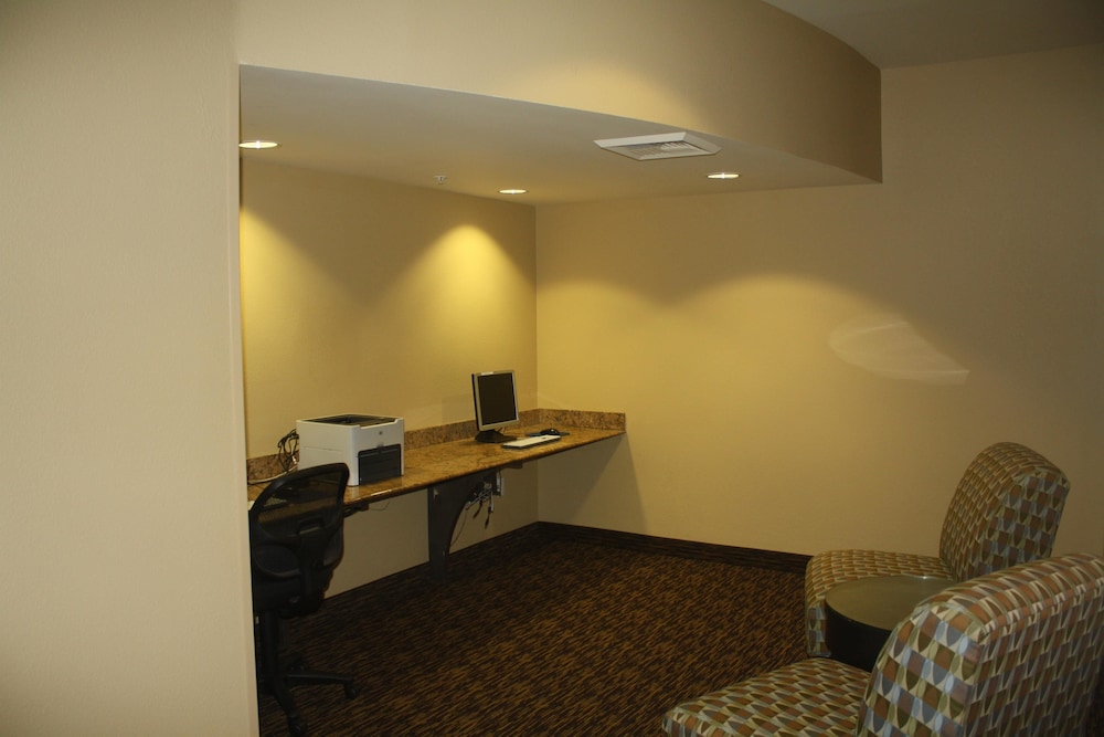Extended Stay America San Rafael - Francisco Boulevard East 44/57