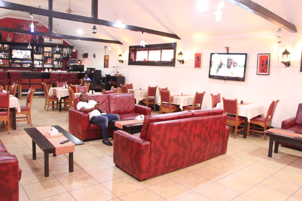 Casalinda Hotel & Gallery Resort 35/49