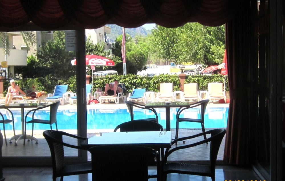 Marina Apart Hotel 37/48