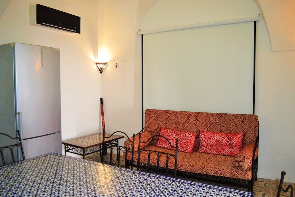 Horizon Pantelleria 12/31