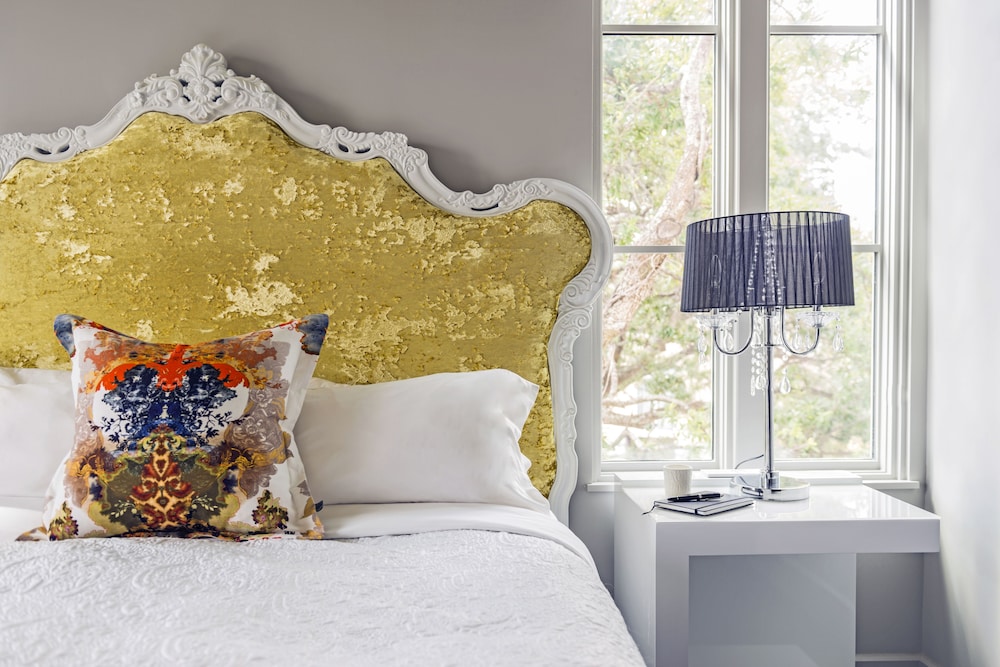 Grand Bohemian Hotel Charleston Autograph Collection 14/56