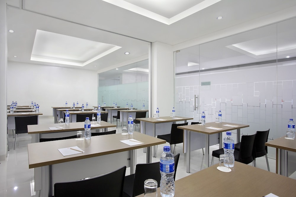 Amaris Hotel Juanda 29/30