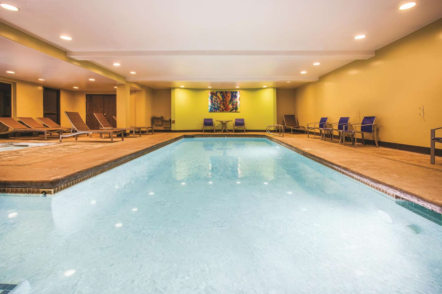 La Quinta Inn & Suites by Wyndham Ely 21/42
