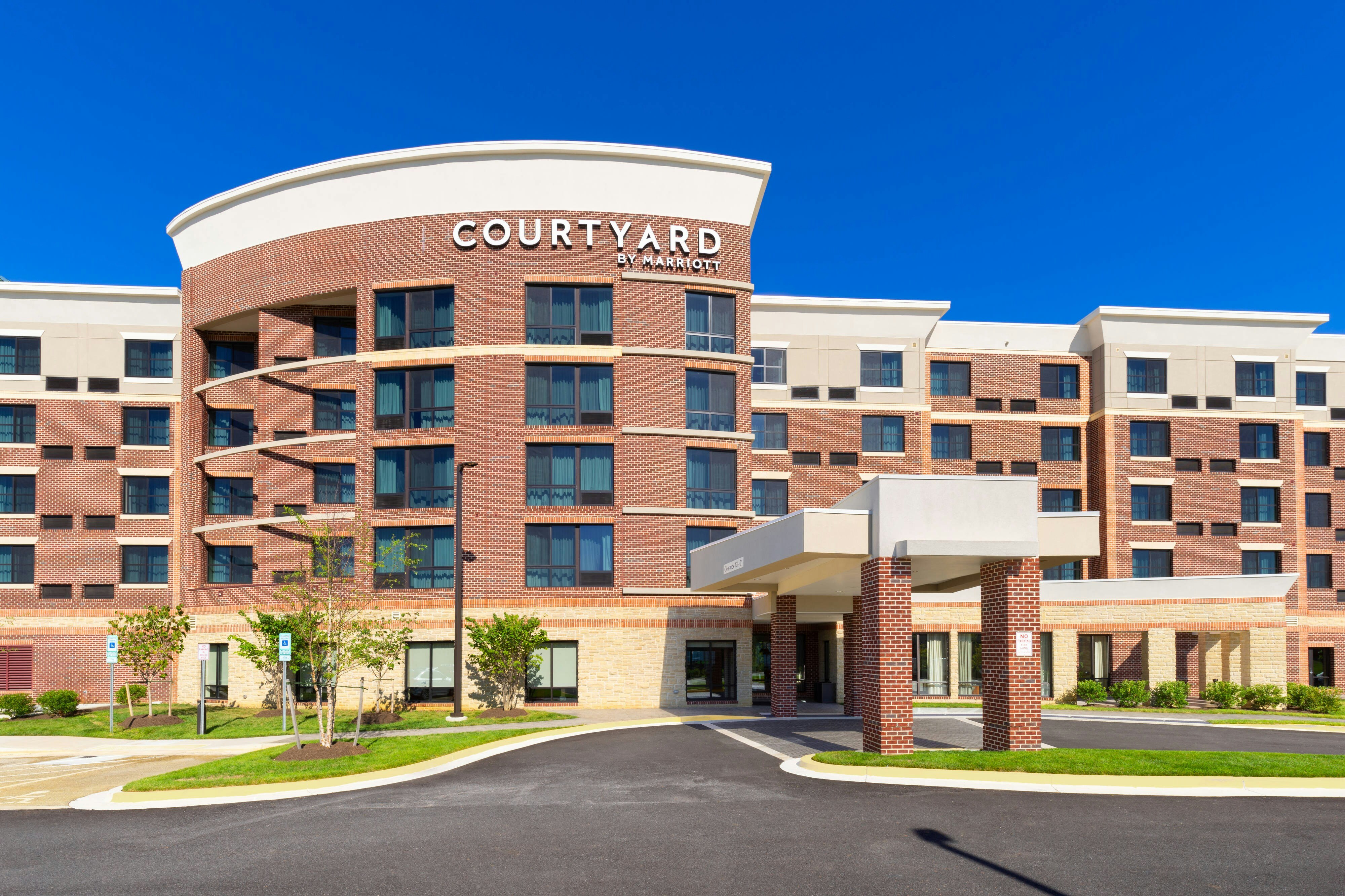 Courtyard By Marriott Bowie 22/24