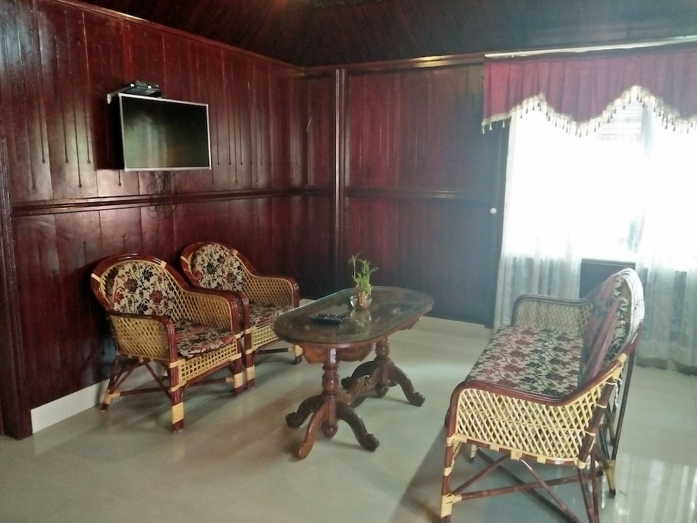 Black Beach Resort 20/32