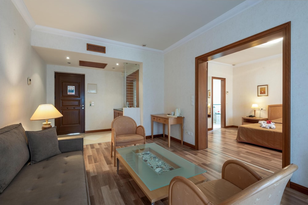 Annabelle Beach Resort 53/87