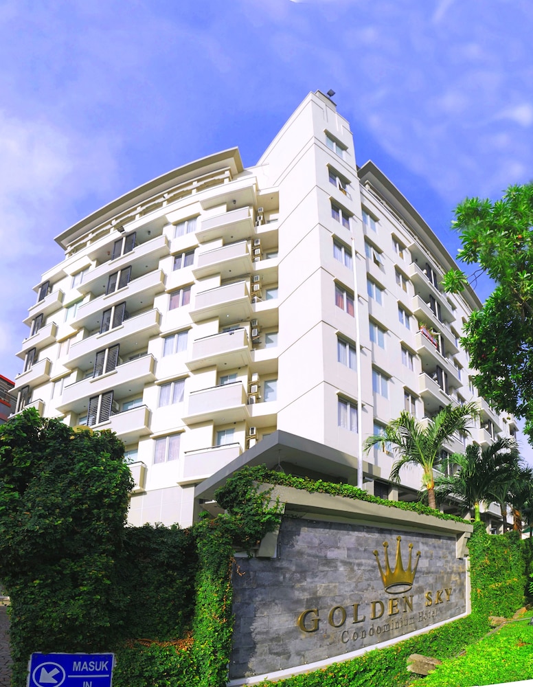 GOLDEN SKY CONDOTEL 6/42