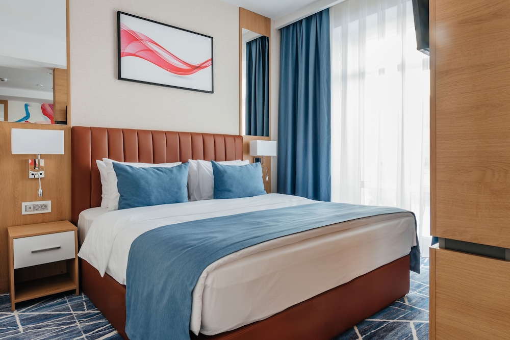 Ramada by Wyndham Astana 9/50