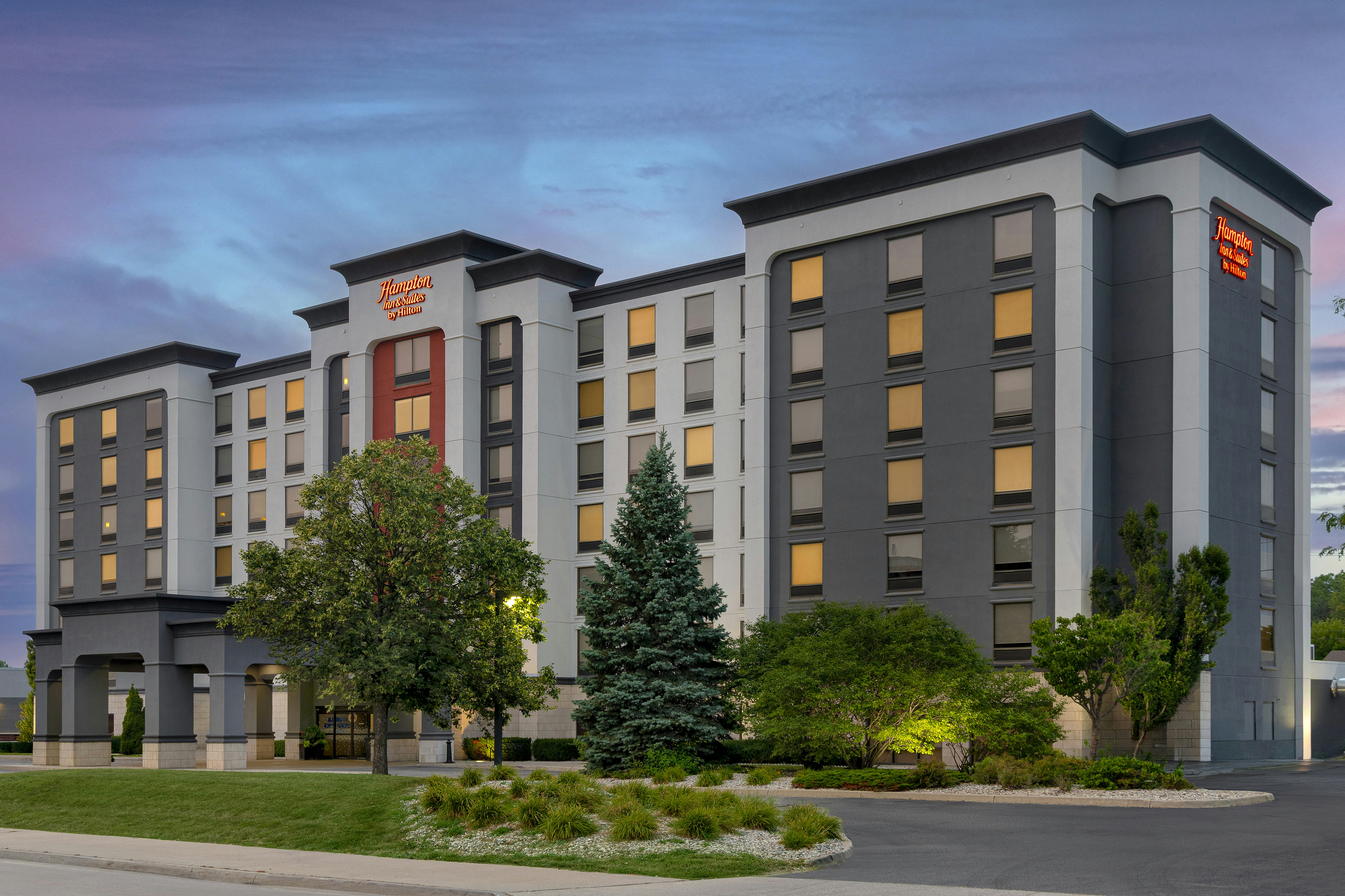 Hampton Inn And Suites By Hilton Windsor 6/44