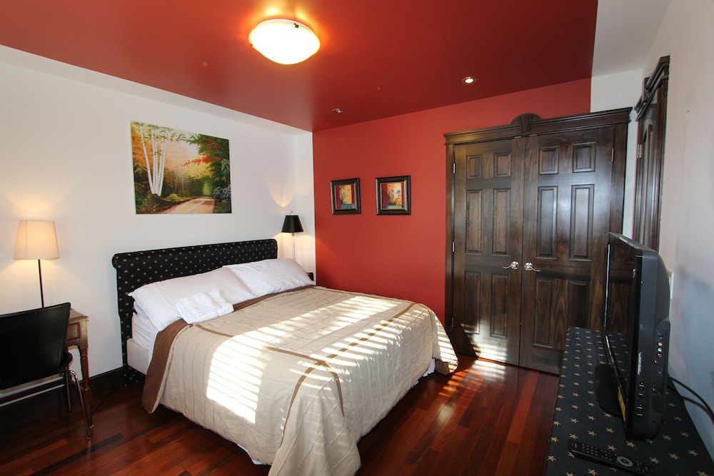 Westmount River Inn 8/48