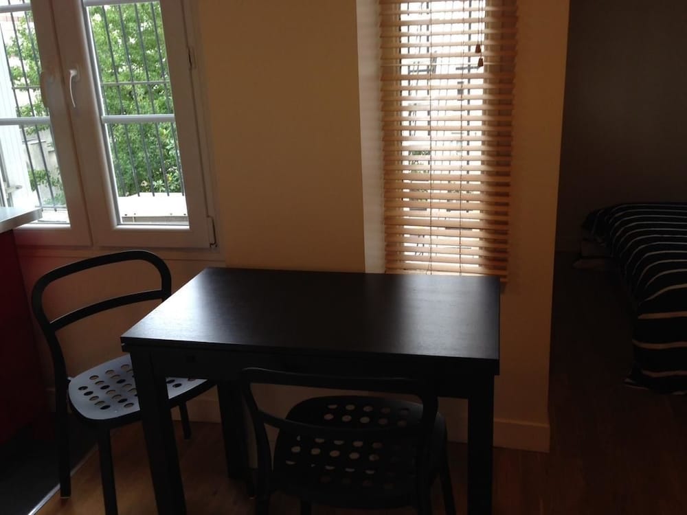 Residence Clignancourt 21/36