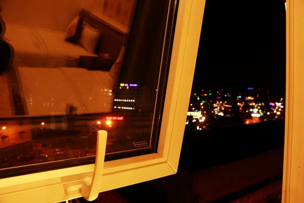 Diamond Hotel 15/22