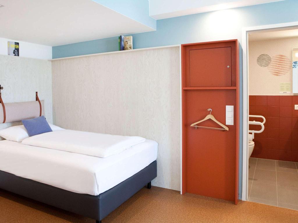 GREET, SINGLE BED