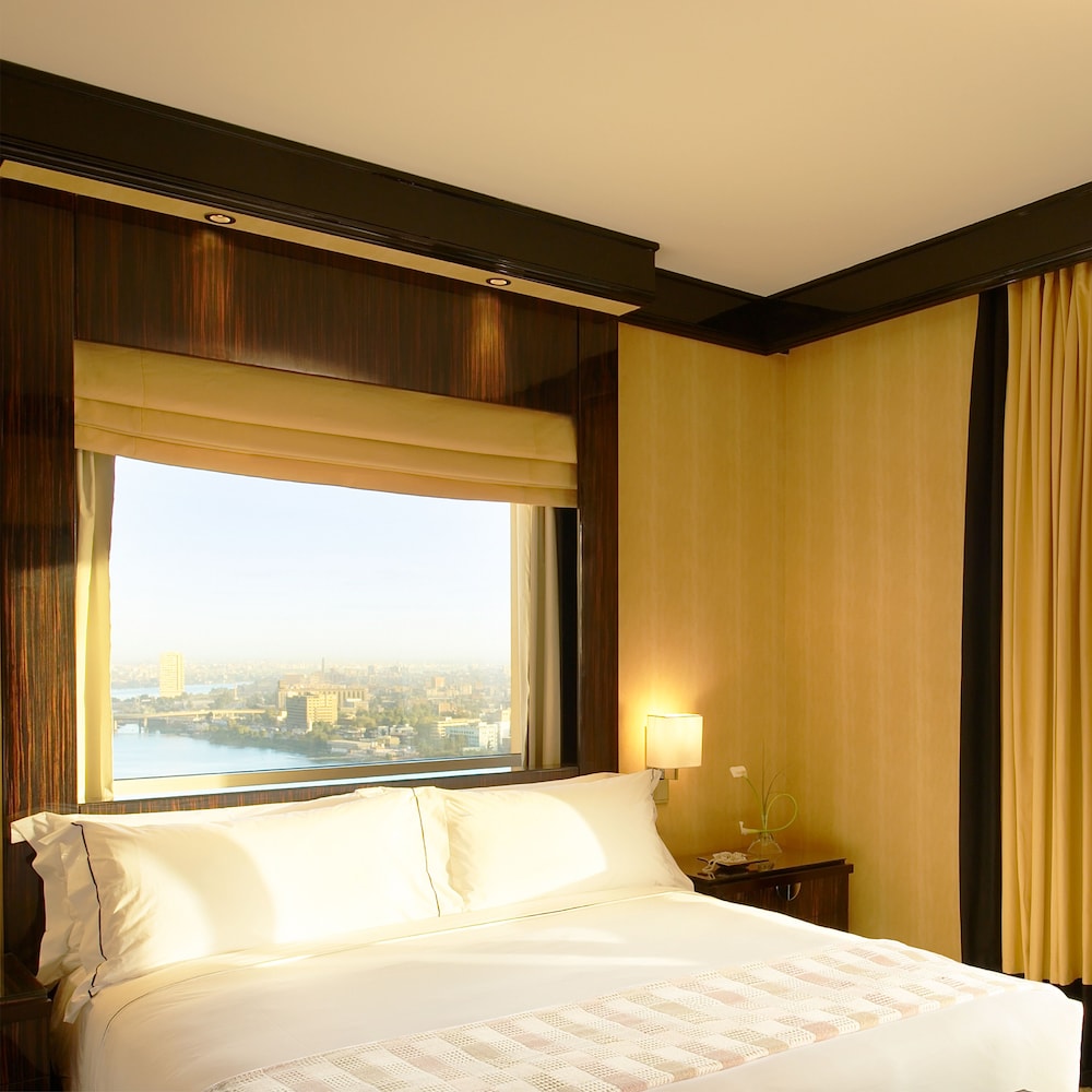FAIRMONT GOLD, SUITE, RIVER VIEW