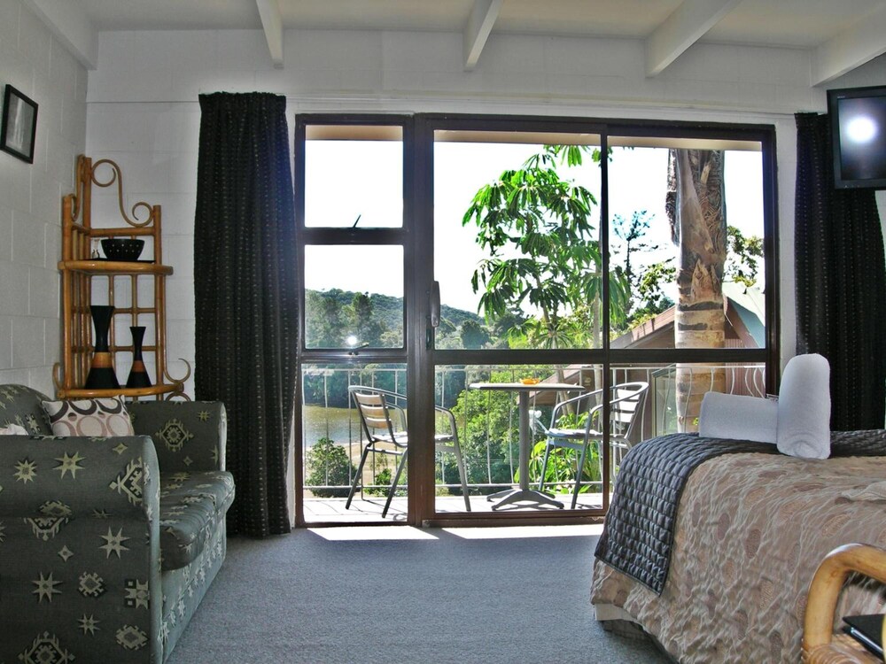 Falls Motel & Waterfront Campground 43/66