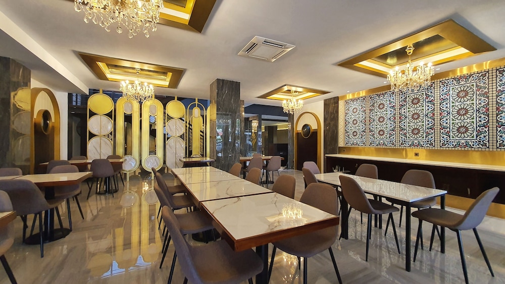 Hotel Rasamala 25/27