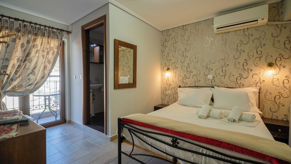 Toti Boutique Rooms 14/55