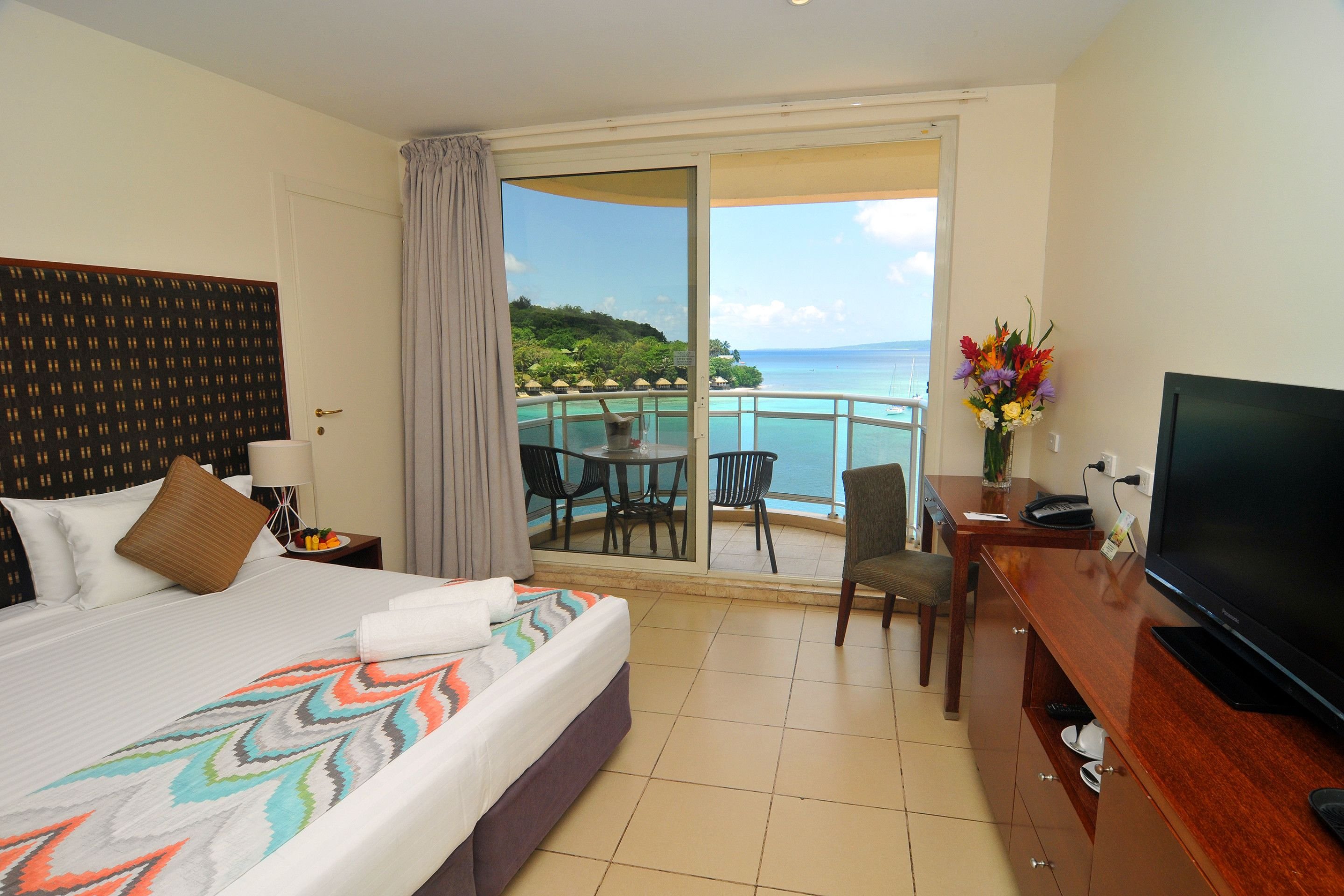 DELUXE, HARBOUR VIEW