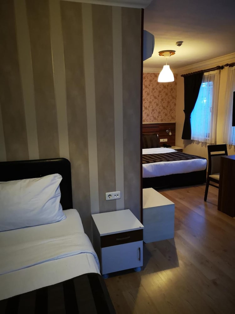 Angel's Garden Hotel 6/69