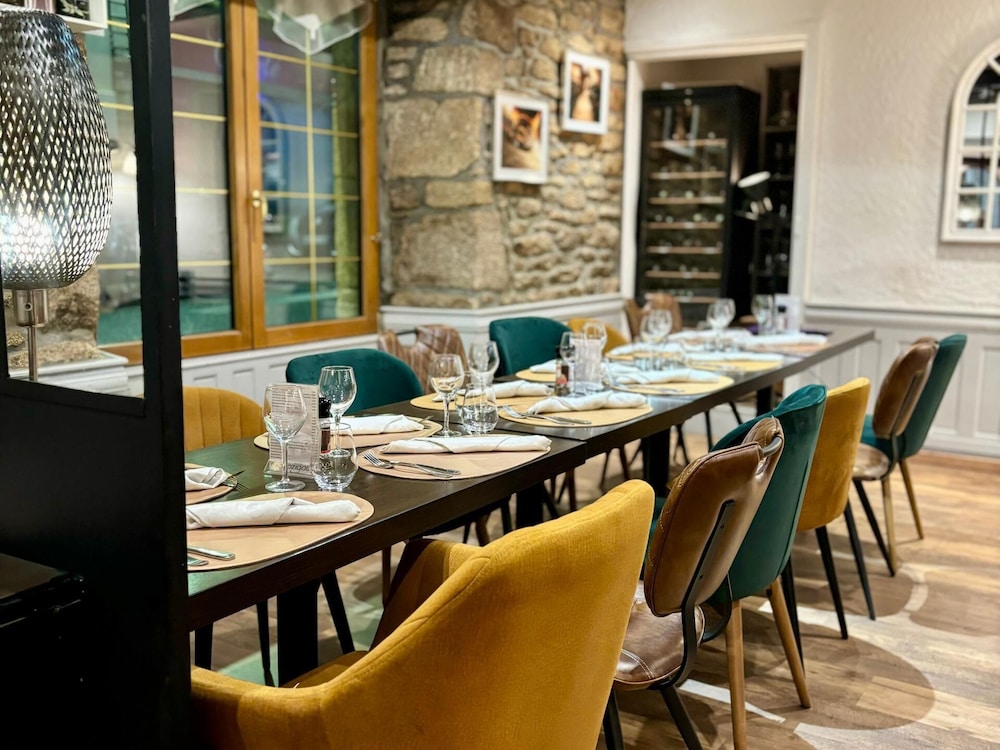 Auberge Du Cheval Blanc 13/19