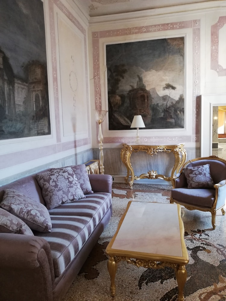 Ca Bonfadini Historic Experience 59/76